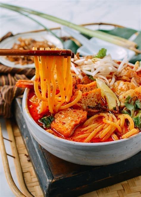 Laksa Noodle Soup: Authentic Recipe! .